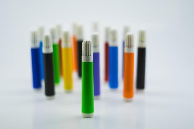 Choosing Between e-füst and cigalites - How e-füst Innovation Is Redefining Vaping Choices