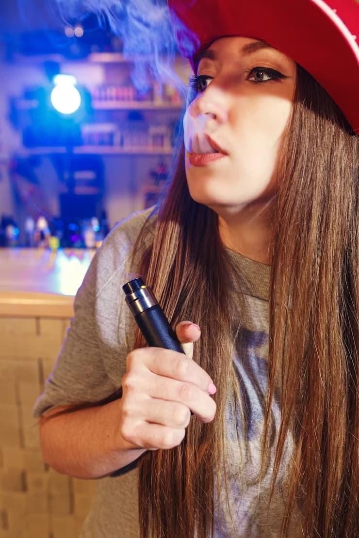 IBVAPE Ultimate Review IBVAPE vs electronic cigarette glo Which Offers Better Flavor Battery and Value