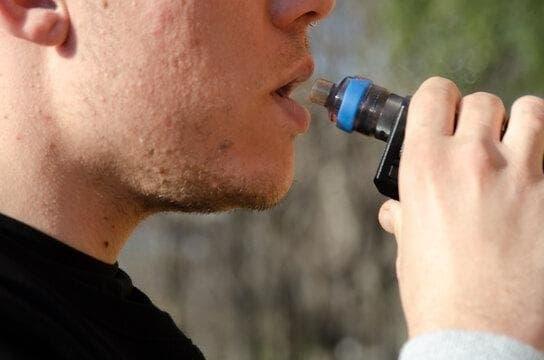 Online Vape Shop insights for buyers comparing cost of e cigarettes vs regular cigarettes