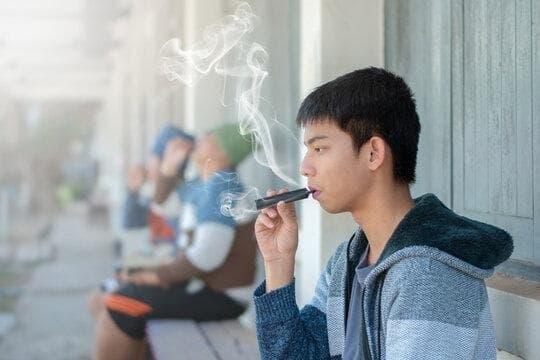 How E-cigarety IBVAPE Contributes to e-cigarette poisoningsin the children and Practical Prevention Tips for Parents